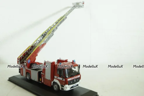 Mercedes Atego DLK 23/12 Metz, Feuerwehr, TRF024S, IXO 1:43