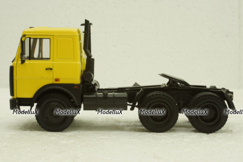 Маз-64224 тягач 1989г, желтый Н799, Наш Автопром 1:43