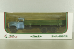 Зил-133ГЯ бортовой, голуб/зелен, 100275, АвтоИстория 1:43 Уценка!