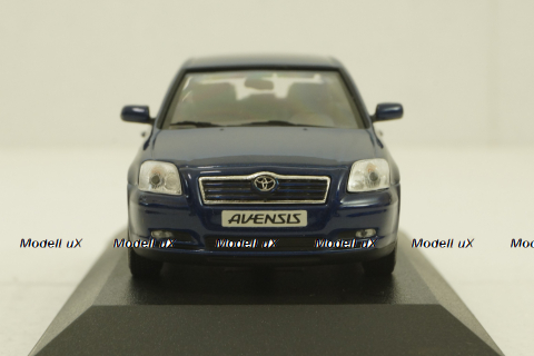 Toyota Avensis, blue, Minichamps 1:43
