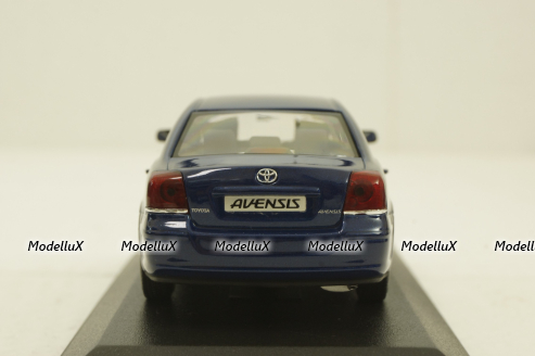 Toyota Avensis, blue, Minichamps 1:43