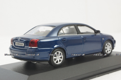 Toyota Avensis, blue, Minichamps 1:43