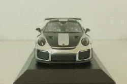 Porsche 911 (991.2) GT2RS Weissach package 2018, silver with gold rims, 413067231, Minichamps 1:43