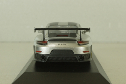 Porsche 911 (991.2) GT2RS Weissach package 2018, silver with gold rims, 413067231, Minichamps 1:43