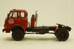Маз-508В тягач 1970 красный, Н718, Наш Автопром 1:43
