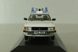 Ford Cortina 2.0 (MK5) police, VA15003, Vanguards 1:43