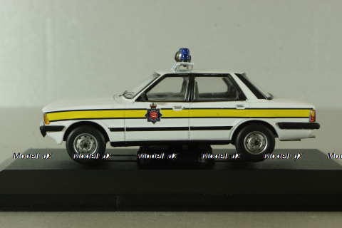 Ford Cortina 2.0 (MK5) police, VA15003, Vanguards 1:43