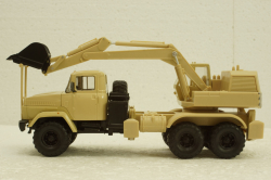 Краз-6322 ЭОВ-4422 Экскаватор, бежевый Н748, Наш Автопром 1:43