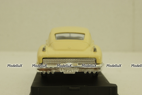 TucKer-11e, salon int.du modele reduit, Solido 1:43
