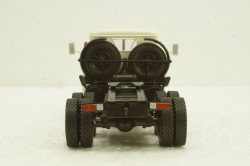 Краз-251Б1 тягач 1988 белый, Н778, Наш Автопром 1:43