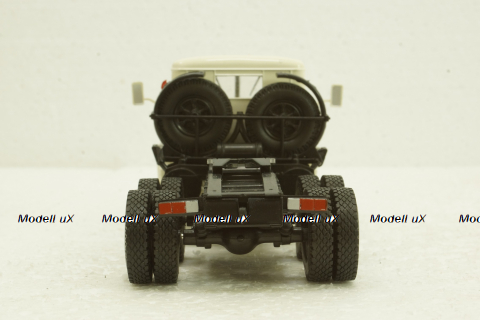 Краз-251Б1 тягач 1988 белый, Н778, Наш Автопром 1:43