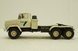Краз-6446 тягач, белый, Н736, Наш Автопром 1:43