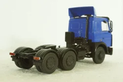 МАЗ-6422 Легендарные Грузовики СССР №26, 1:43