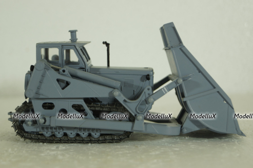 Т-157 погрузчик на базе Т-100М 1961, серый Трэкс 1:43