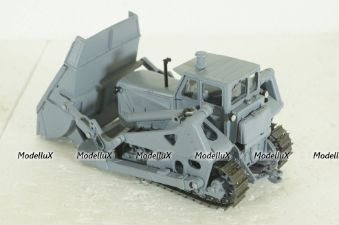Т-157 погрузчик на базе Т-100М 1961, серый Трэкс 1:43