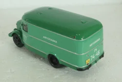 Паз-659 4х2 Автолавка 1954, зеленый, V4-14, Vector Models 1:43