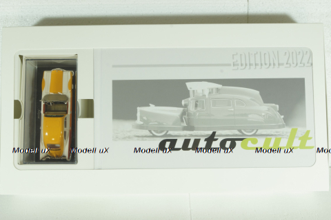 Anycar Semiconvertible USA 1971 with book of the year, 99122, AutoCult 1:43