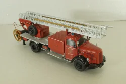 Mercedes L 6600  fire ladder 1951, blue,  03091, Schuco 1:43