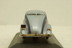 Pierce Arrow 1933 light blue, MUS045, IXO Museum 1:43