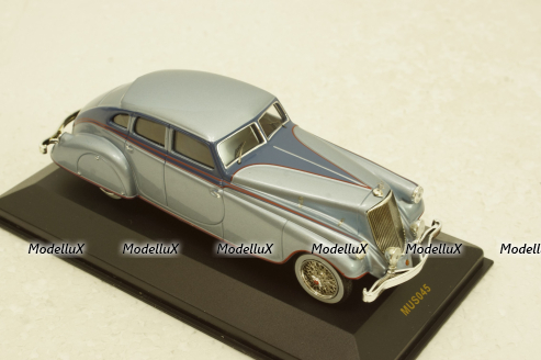 Pierce Arrow 1933 light blue, MUS045, IXO Museum 1:43