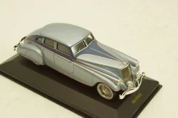 Pierce Arrow 1933 light blue, MUS045, IXO Museum 1:43