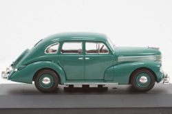 Opel Kapitan 4-door sedan (first generation) green, MUS048, IXO Museum 1:43
