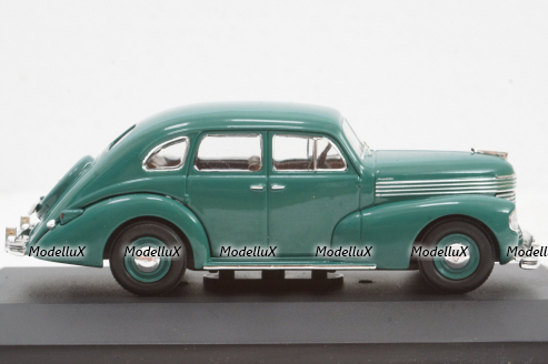 Opel Kapitan 4-door sedan (first generation) green, MUS048, IXO Museum 1:43