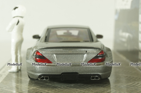 Mercedes SL65 AMG (R230) Black Series 2010 TopGear with figure of Stig, silver matt, 519433830, Minichamps 1:43