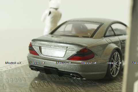 Mercedes SL65 AMG (R230) Black Series 2010 TopGear with figure of Stig, silver matt, 519433830, Minichamps 1:43