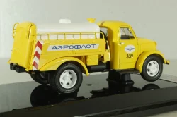 ГАЗ МЗ-51М Аэрофлот маслозаправщик, 1968г.,желтый, 105114, DiP Models 1:43