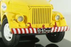ГАЗ МЗ-51М Аэрофлот маслозаправщик, 1968г.,желтый, 105114, DiP Models 1:43