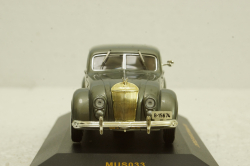 Chrysler Airflow sedan 1936 grey, MUS033, IXO Museum 1:43
