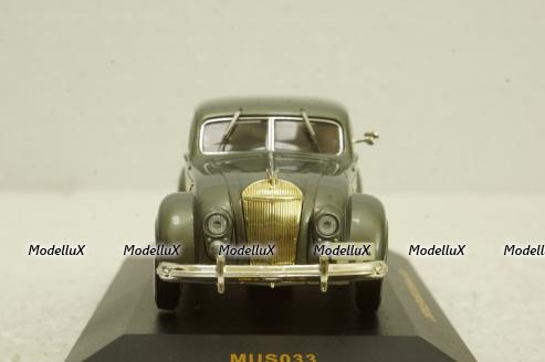 Chrysler Airflow sedan 1936 grey, MUS033, IXO Museum 1:43