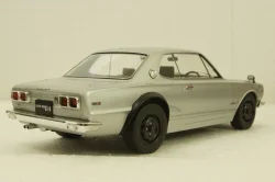 Nissan Skyline GT-R KPGC10, silver, T9-1800180, Triple9 1:18