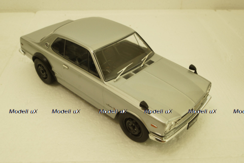 Nissan Skyline GT-R KPGC10, silver, T9-1800180, Triple9 1:18