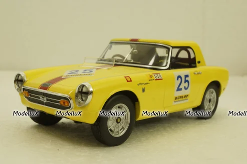 Honda S800 Closet Convertible Racing #25, T9-1800193, Triple9 1:18