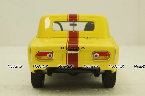 Honda S800 Closet Convertible Racing #25, T9-1800193, Triple9 1:18