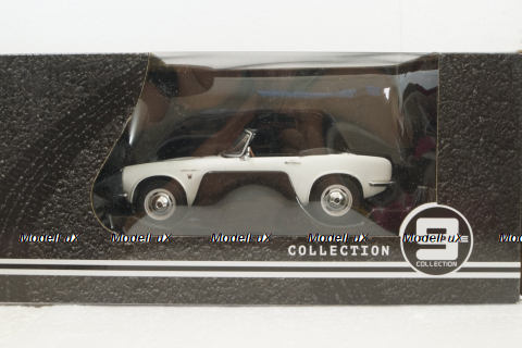 Honda S800 Convertible, white, T9-1800192, Triple9 1:18