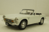 Honda S800 Convertible, white, T9-1800192, Triple9 1:18