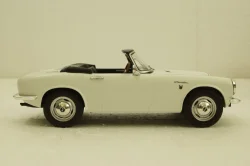 Honda S800 Convertible, white, T9-1800192, Triple9 1:18