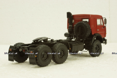 Камаз-44108 6х6 тягач, червоний, АвтоИстория 1:43