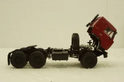 Камаз-44108 6х6 тягач, червоний, АвтоИстория 1:43