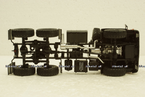 Камаз-44108 6х6 тягач, червоний, АвтоИстория 1:43