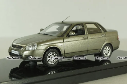 Ваз-2170 Priora Седан 2014 г. серый, 221707, DiP Models 1:43