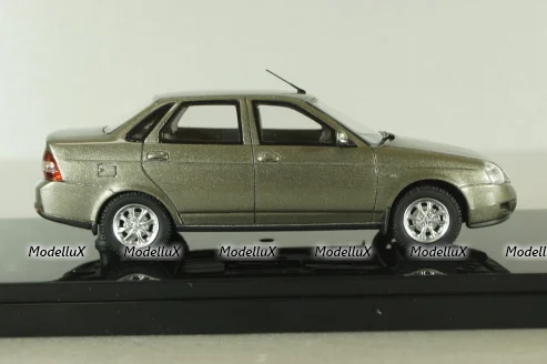 Ваз-2170 Priora Седан 2014 г. серый, 221707, DiP Models 1:43