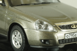 Ваз-2170 Priora Седан 2014 г. серый, 221707, DiP Models 1:43
