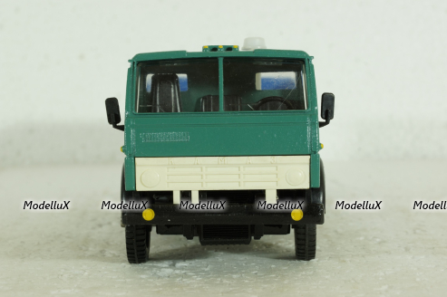 Камаз-5320 бортовой, зеленый/синий, Арек  1:43