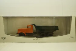 Краз-256Б1, самосвал, оранжевый/зеленый, SSM1086, SSM 1:43