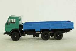 Камаз-5320 бортовой, зеленый/синий, Арек  1:43