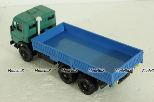 Камаз-5320 бортовой, зеленый/синий, Арек  1:43